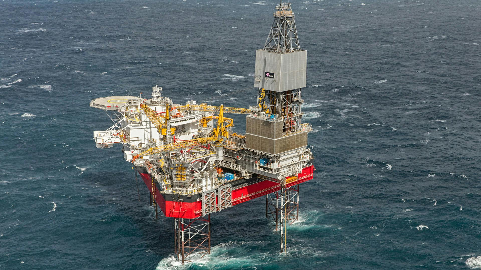 Jack-up rig out at sea