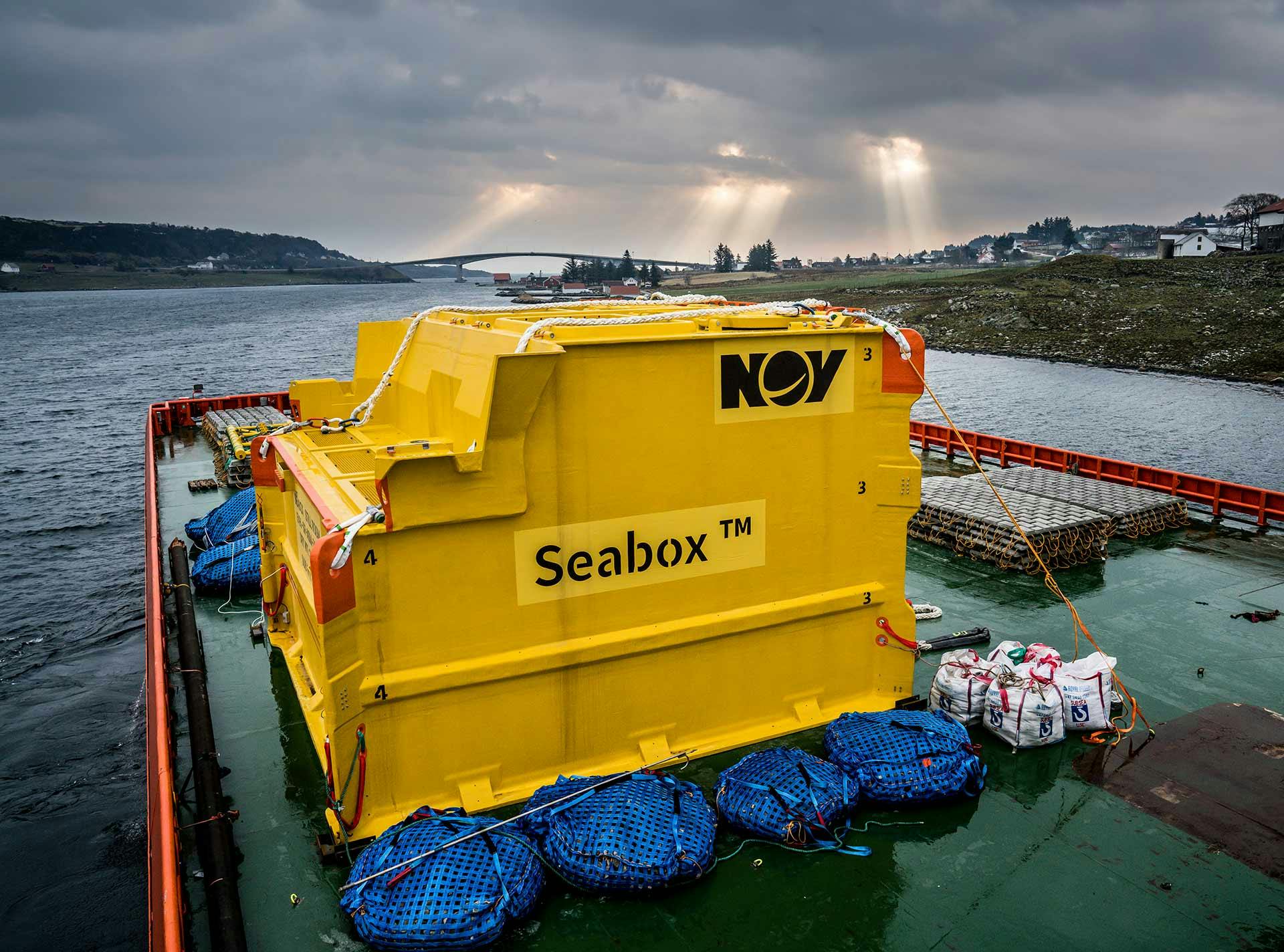 Seabox subsea water treatment unit for offshore production