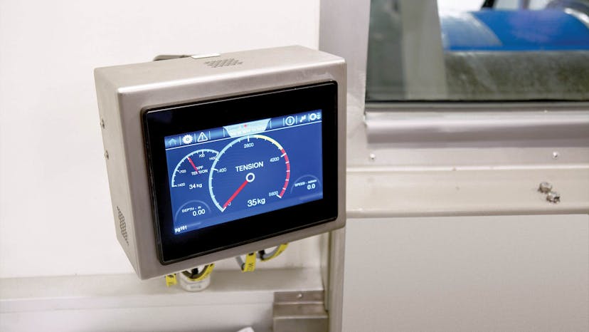 A LineMinder Touchscreen Panels for Wireline Units display in a box