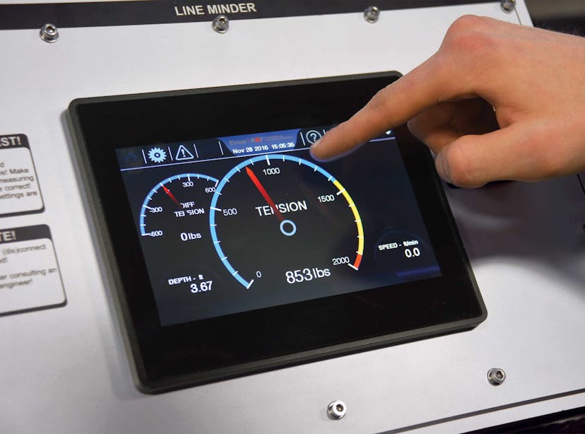 A LineMinder Touchscreen Panels for Wireline Units flat display being used
