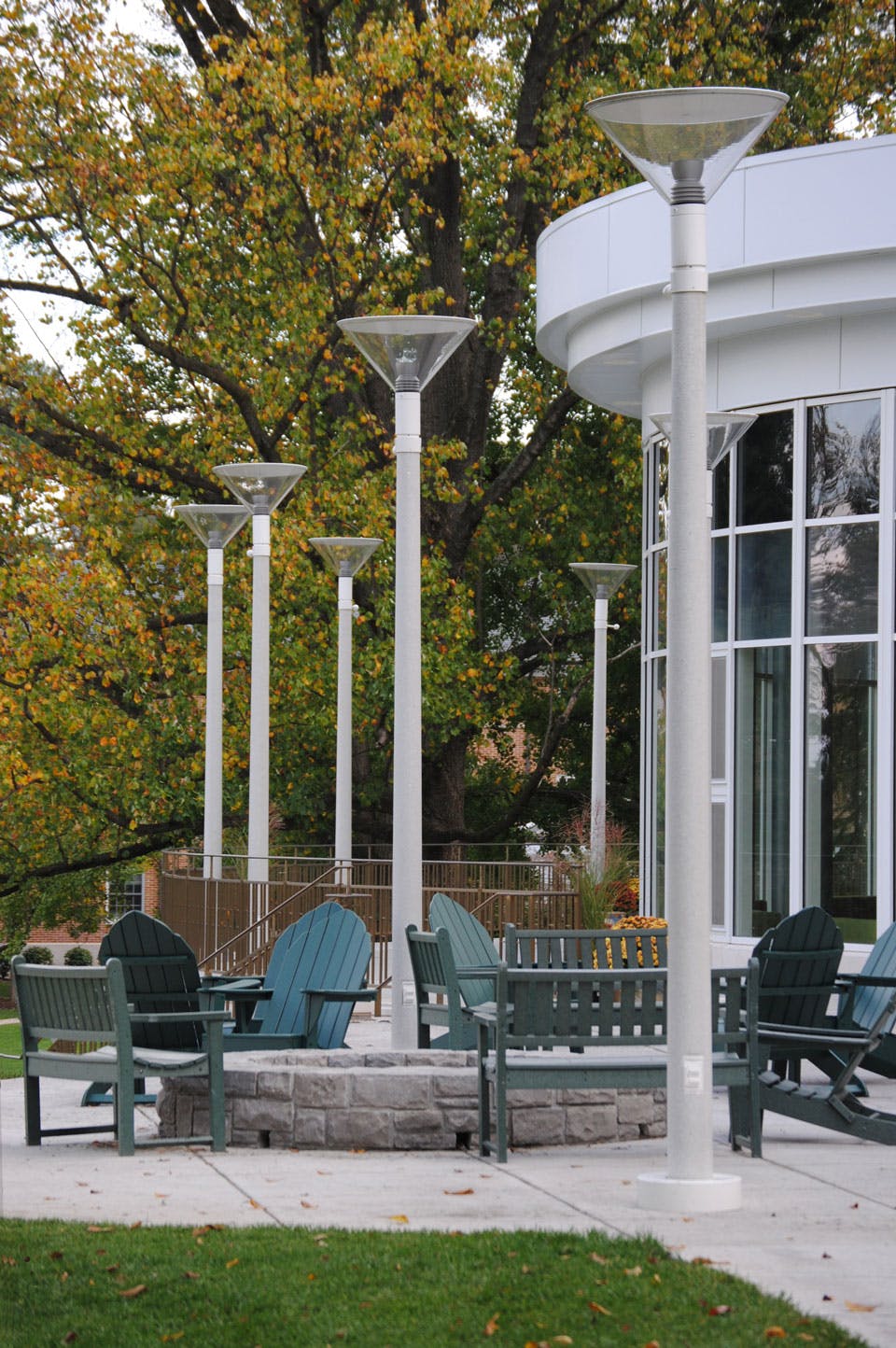 Round Poles for Outdoor Patio Lighting