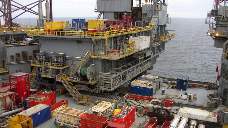 X Y Skidding System offshore
