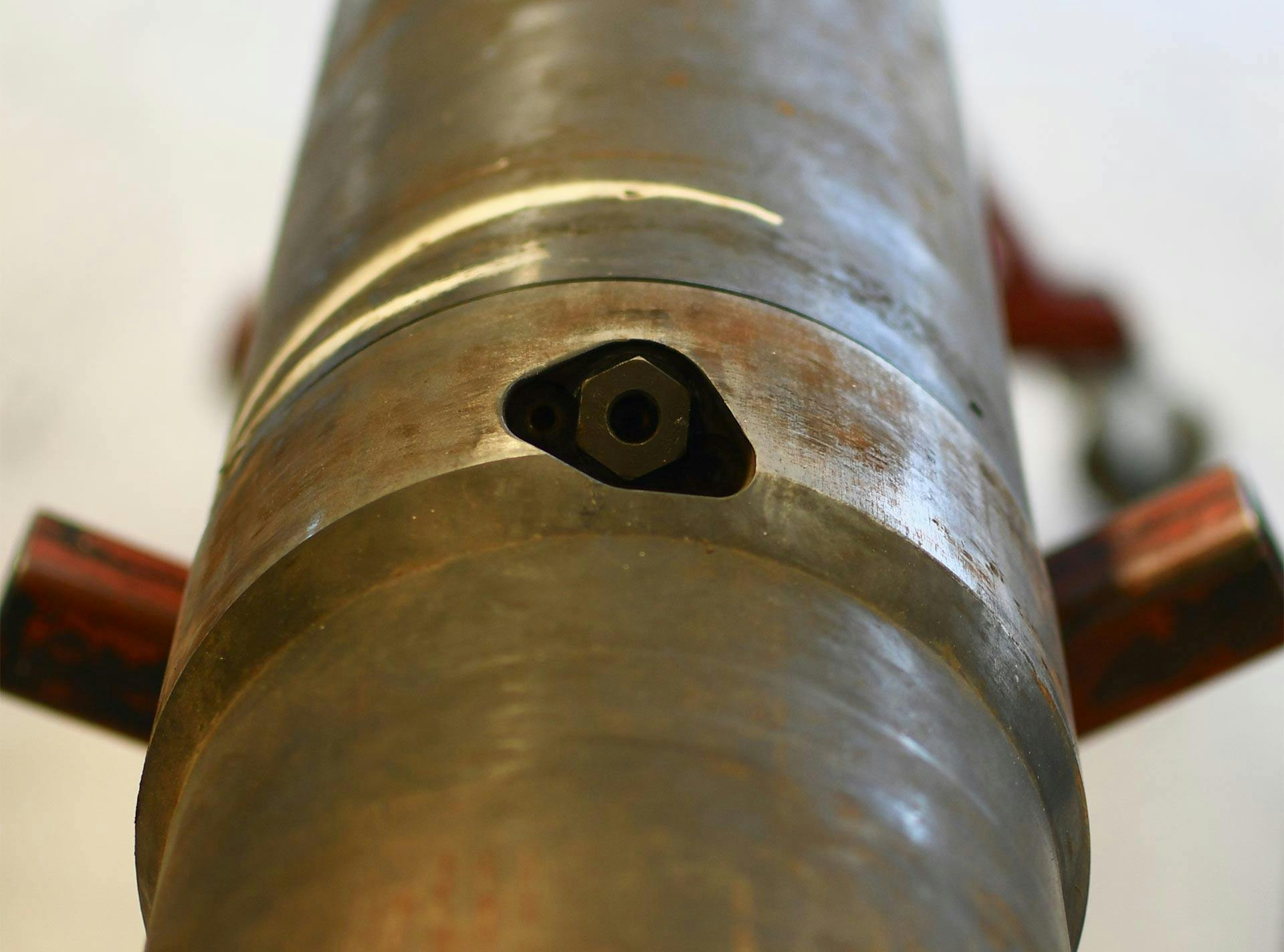 A close up of a portion of an i-Con pipe