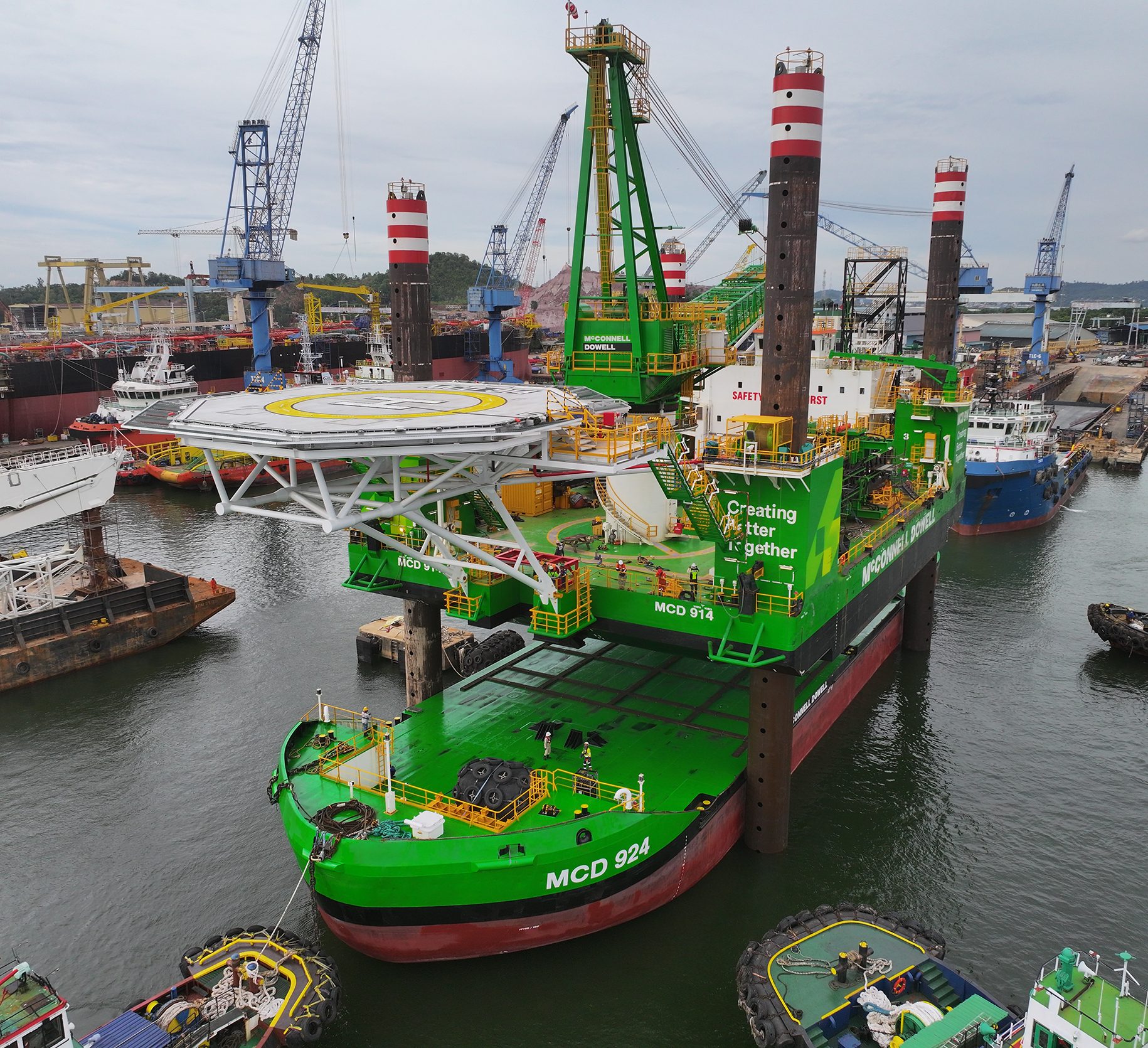 Jack-up vessel being prepared for transport